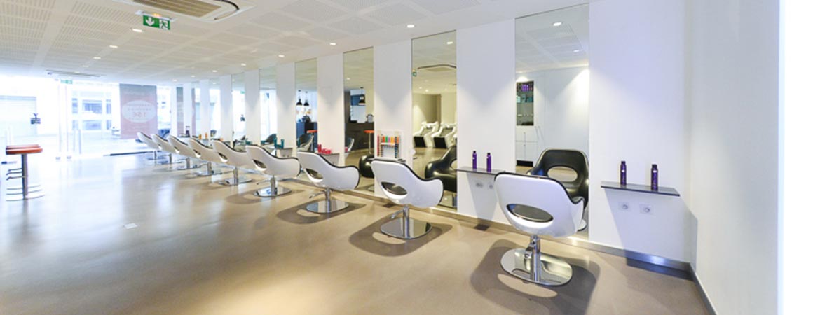 gamma bross salon coiffure salon y une - Agencement du salon de coiffure : Salon Y