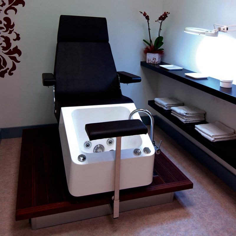 salon mobilier esthetique design fauteuil de pedicure streamline deck 02 800x800 - Streamline Deck