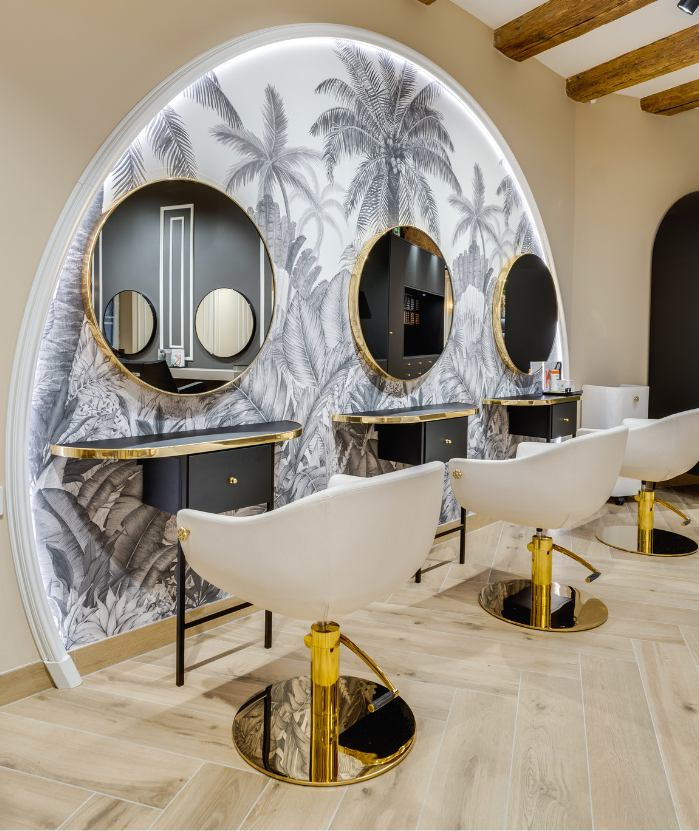 coiffeuse murale boudoirfabuleuses - Mobilier pour grand salon coiffure : L'élégance et le confort au service de votre espace
